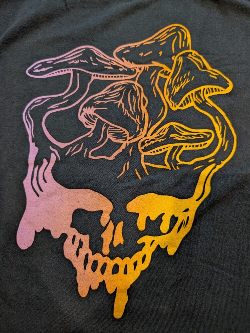 Gildan Heavy Cotton Men's XL Short Sleeve Black Graphic Skull Mushroom T-Shirt